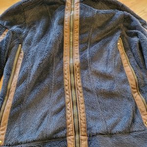 Kuhl fleece jacket cozy warm